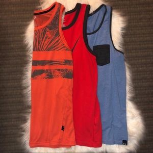 🚨CLOSET PURGE!🚨 Men’s Nike & Oakley Tank Tops